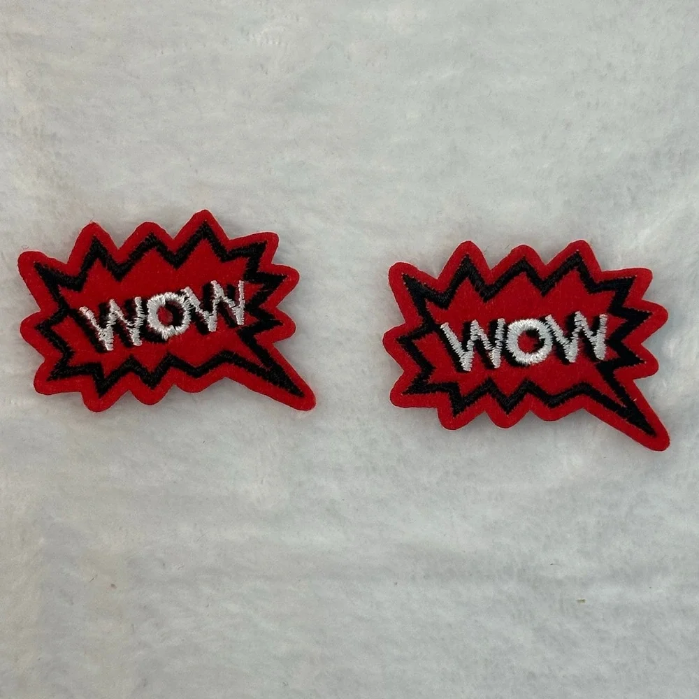 WOW Comic Book Speech Bubble Iron On Patches Red Unisex Small Embroidered 2 Pack